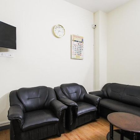Oyo 62220 Hotel Stay Inn Kalyān Dış mekan fotoğraf
