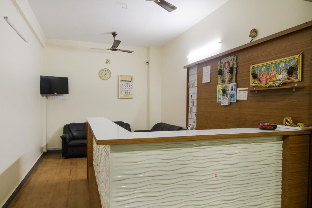 Oyo 62220 Hotel Stay Inn Kalyān Dış mekan fotoğraf