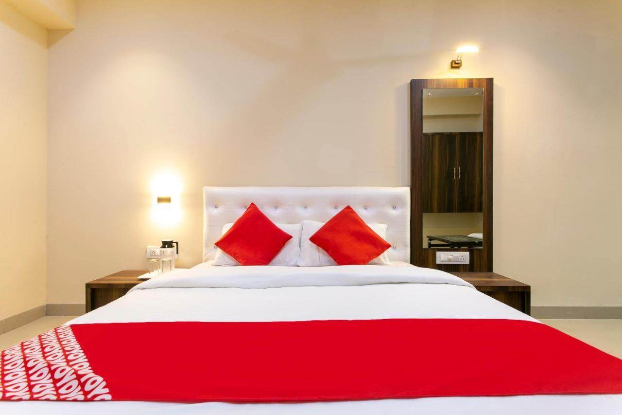 Oyo 62220 Hotel Stay Inn Kalyān Dış mekan fotoğraf